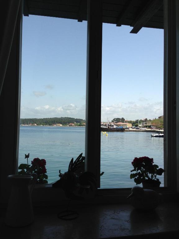 Casa Svalba Apartment โรวีน ภายนอก รูปภาพ